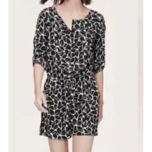 LOFT black and White Flower Romper (size 2)